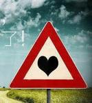  5楼掉下棉被接住 上演惊魂一幕 目击者陈述男孩