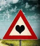  5楼掉下棉被接住 上演惊魂一幕 目击者陈述男孩